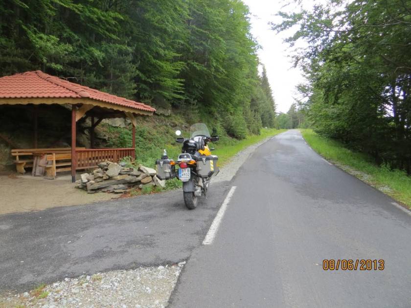 rodopi-mountain-pass-